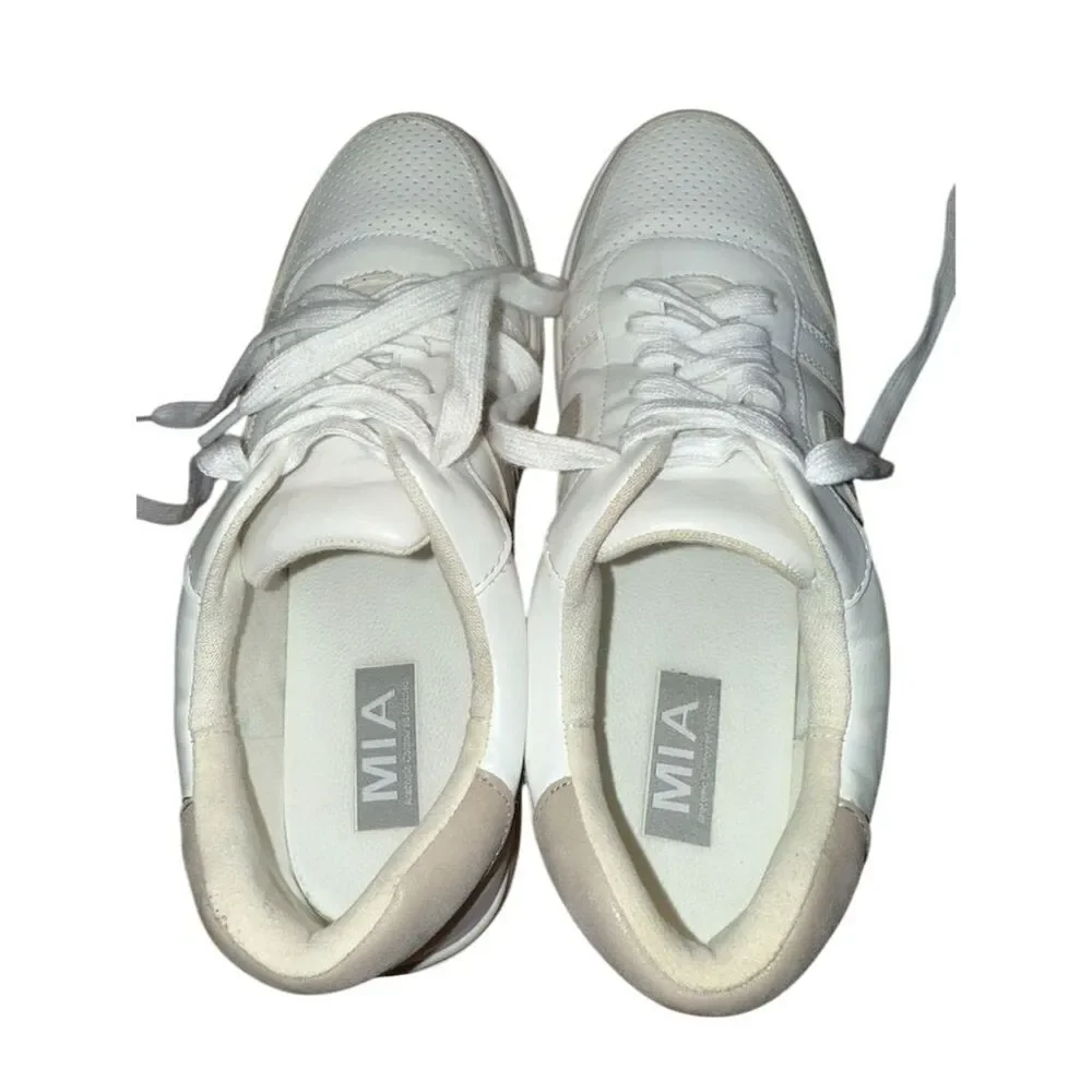 MIA Krew White Vegan Leather Sneakers Women's Size 9M